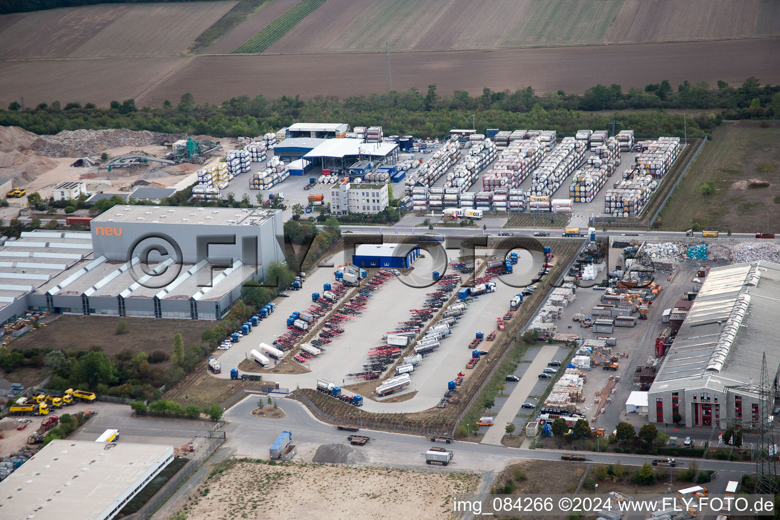 Oblique view of Industrial area Im Langgewan, forwarding company Kube & Kubenz in Worms in the state Rhineland-Palatinate, Germany