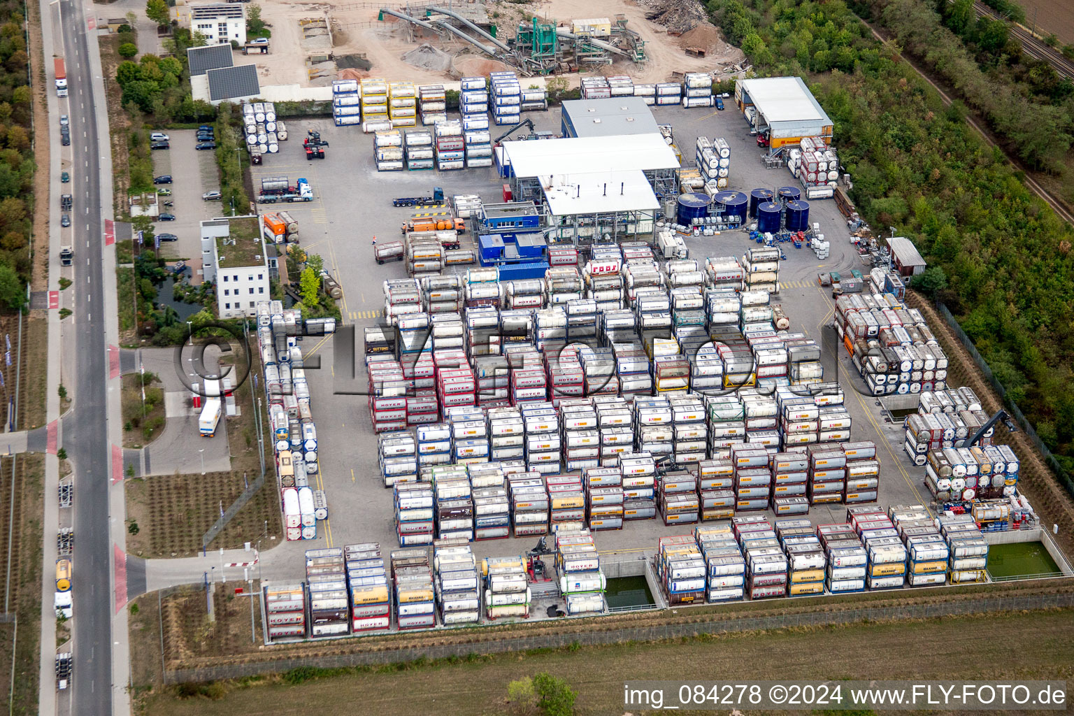 Aerial view of Warehouses and forwarding building Kube & Kubenz in Worms in the state Rhineland-Palatinate, Germany