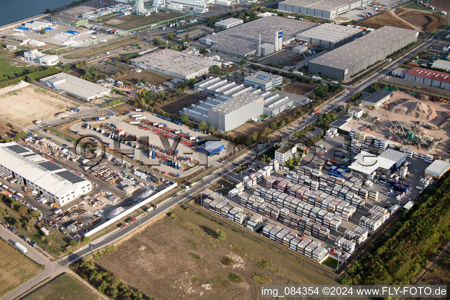 Aerial photograpy of Industrial area Im Langgewan, forwarding company Kube & Kubenz in Worms in the state Rhineland-Palatinate, Germany