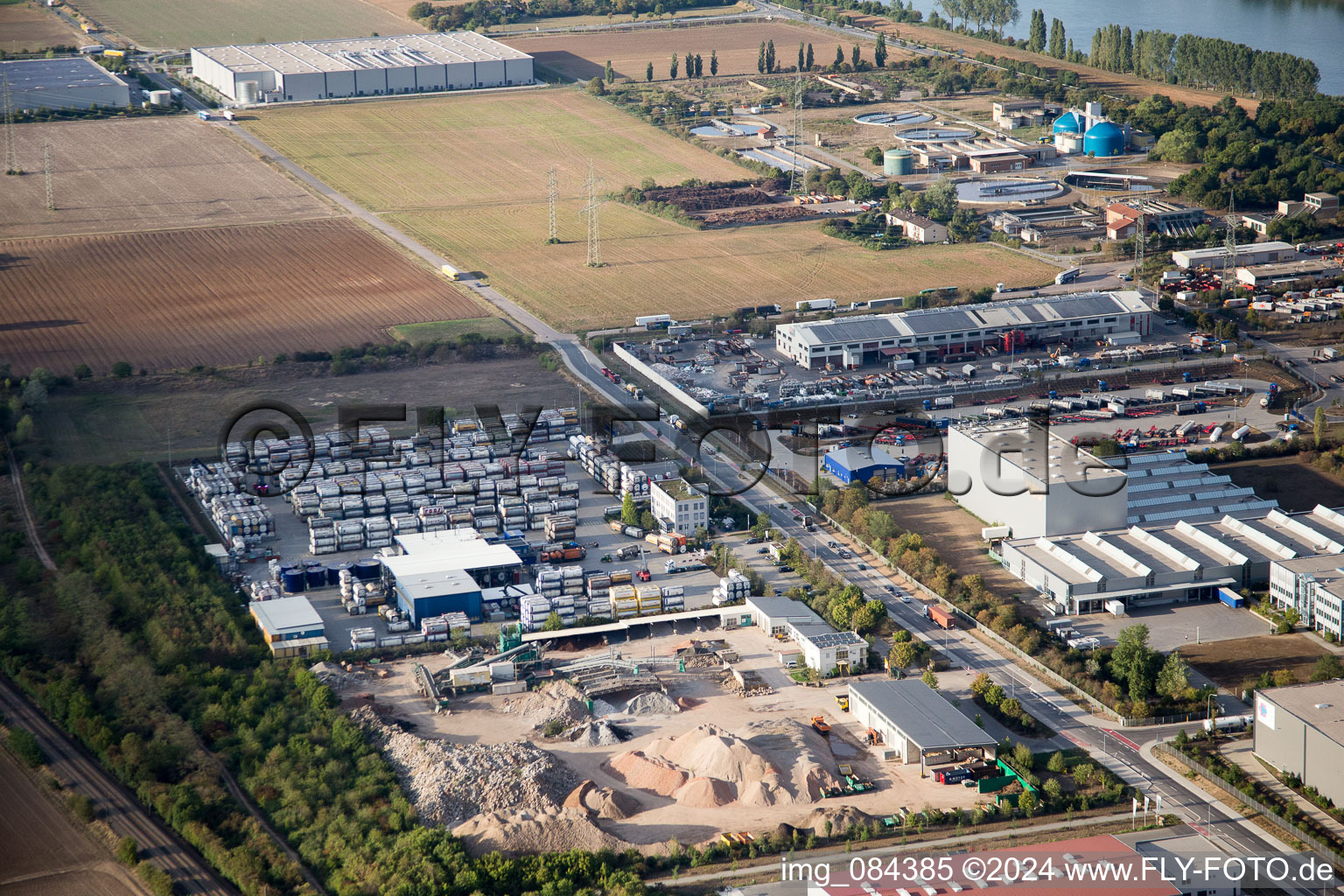 Industrial area Im Langgewan, forwarding company Kube & Kubenz in Worms in the state Rhineland-Palatinate, Germany from a drone