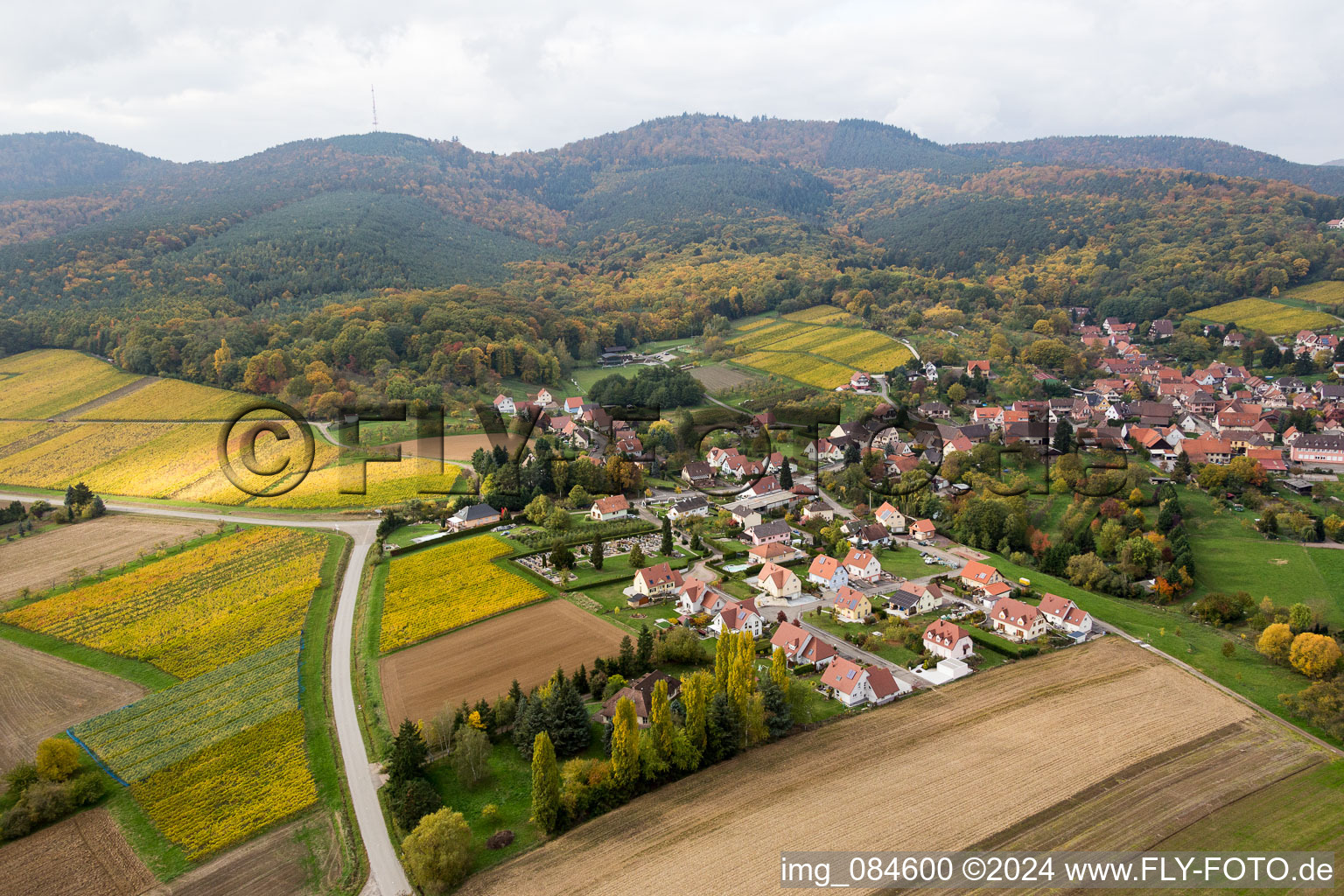 Rott in the state Bas-Rhin, France seen from above