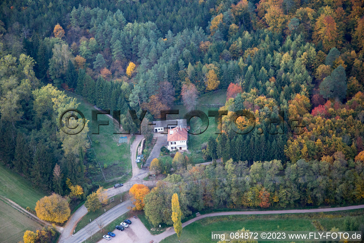 Aerial photograpy of Plan d'Eau de Wolfartshoffen in Reichshoffen in the state Bas-Rhin, France