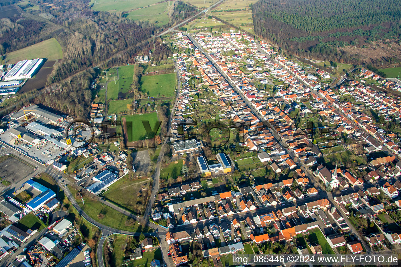 Town View of the streets and houses of the residential areas in the district Huttenheim in Philippsburg in the state Baden-Wurttemberg, Germany