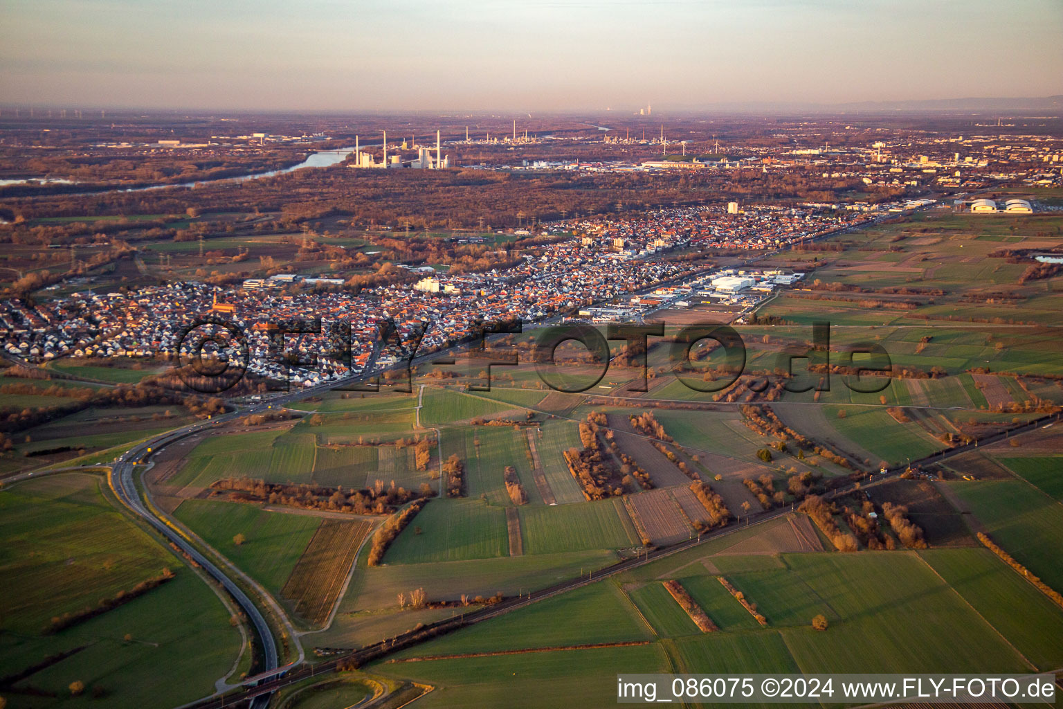 From the southeast in the district Mörsch in Rheinstetten in the state Baden-Wuerttemberg, Germany