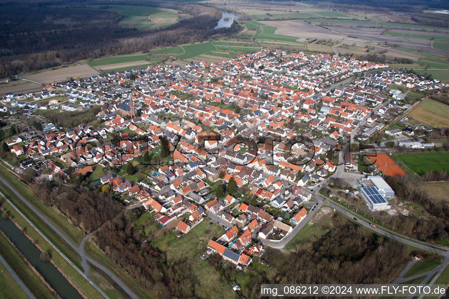 District Rußheim in Dettenheim in the state Baden-Wuerttemberg, Germany from above