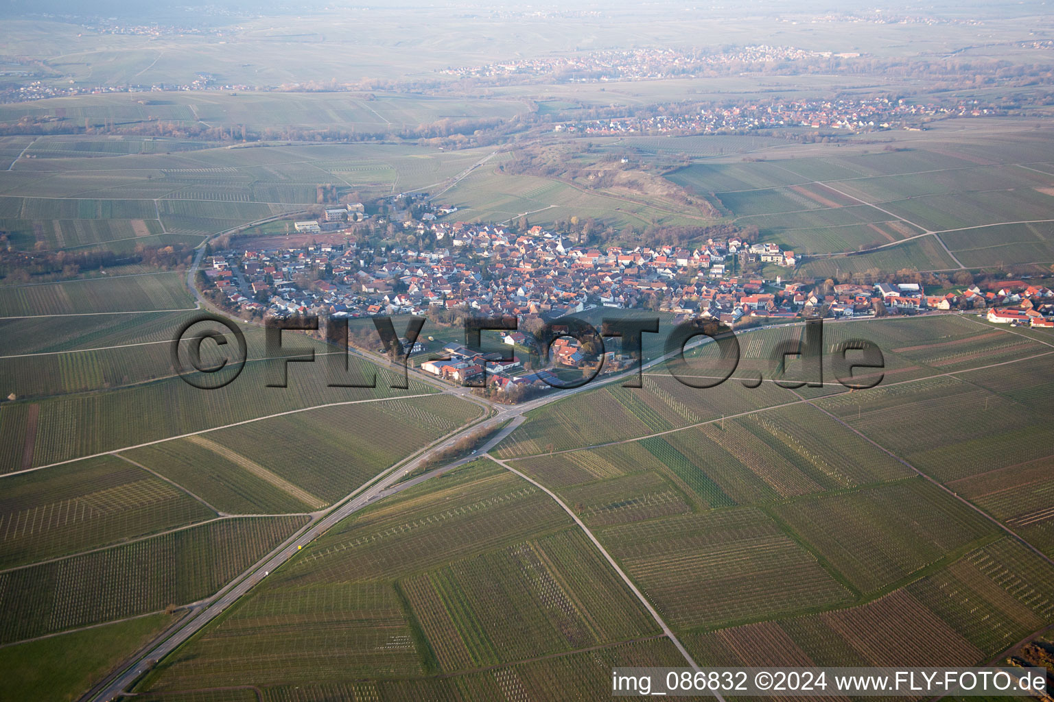 Ilbesheim bei Landau in der Pfalz in the state Rhineland-Palatinate, Germany seen from above