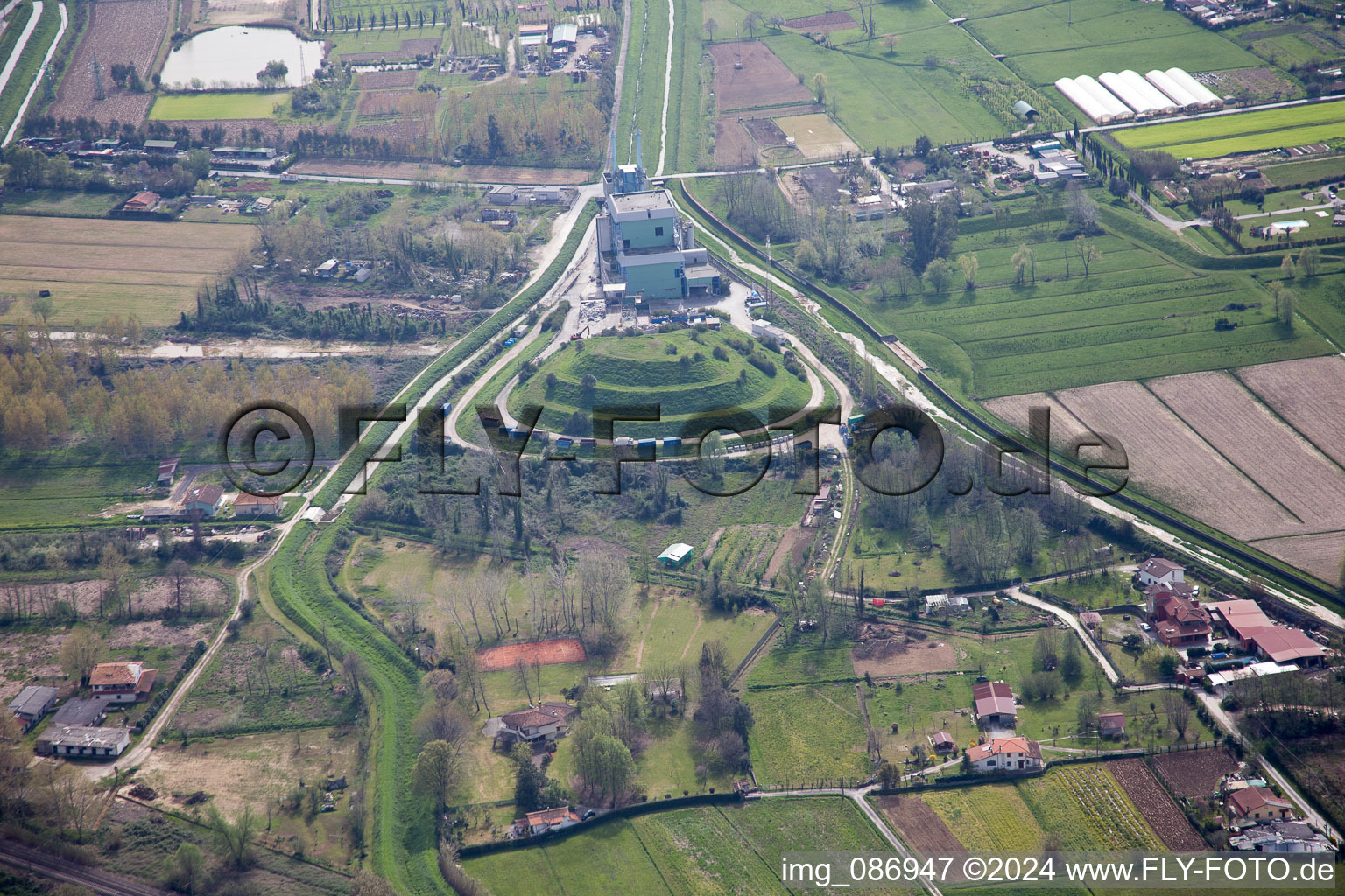 Capezzano Pianore in the state Tuscany, Italy from above