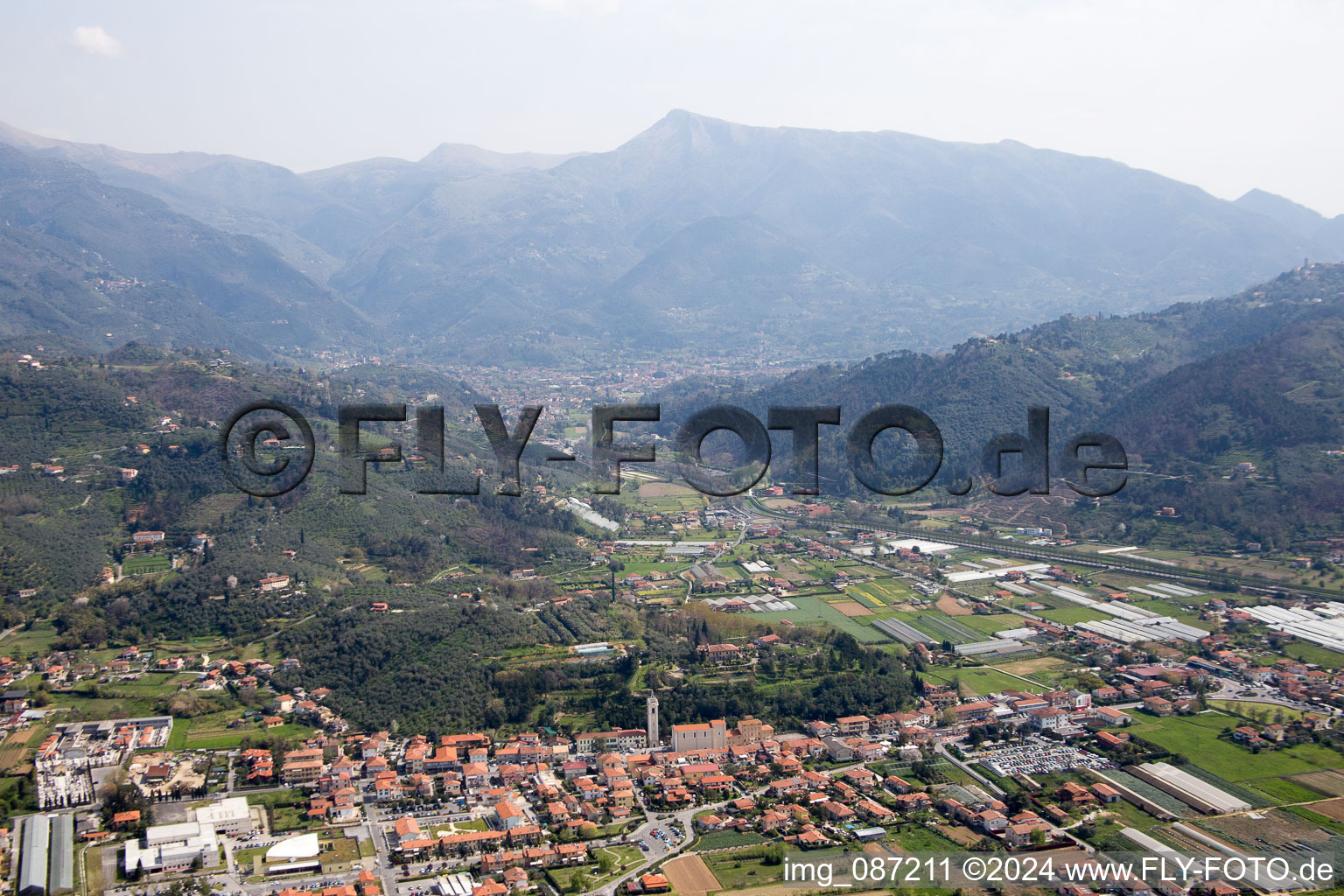 Capezzano Pianore in the state Tuscany, Italy out of the air