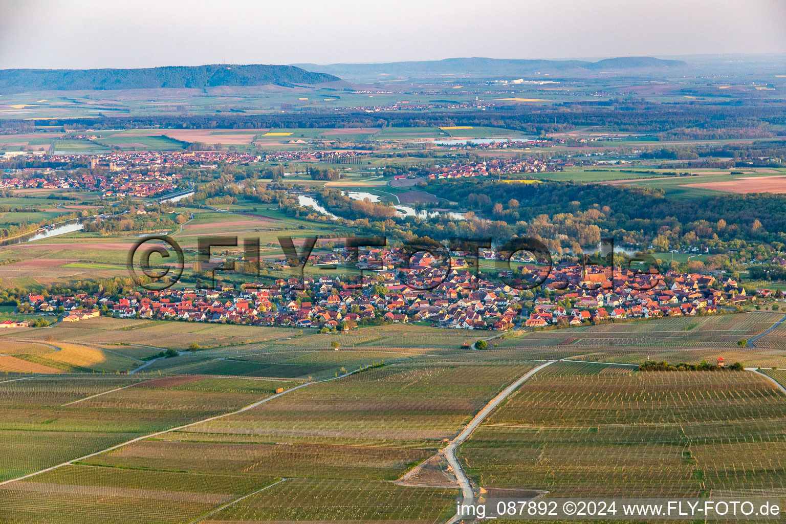 From the south in Nordheim am Main in the state Bavaria, Germany