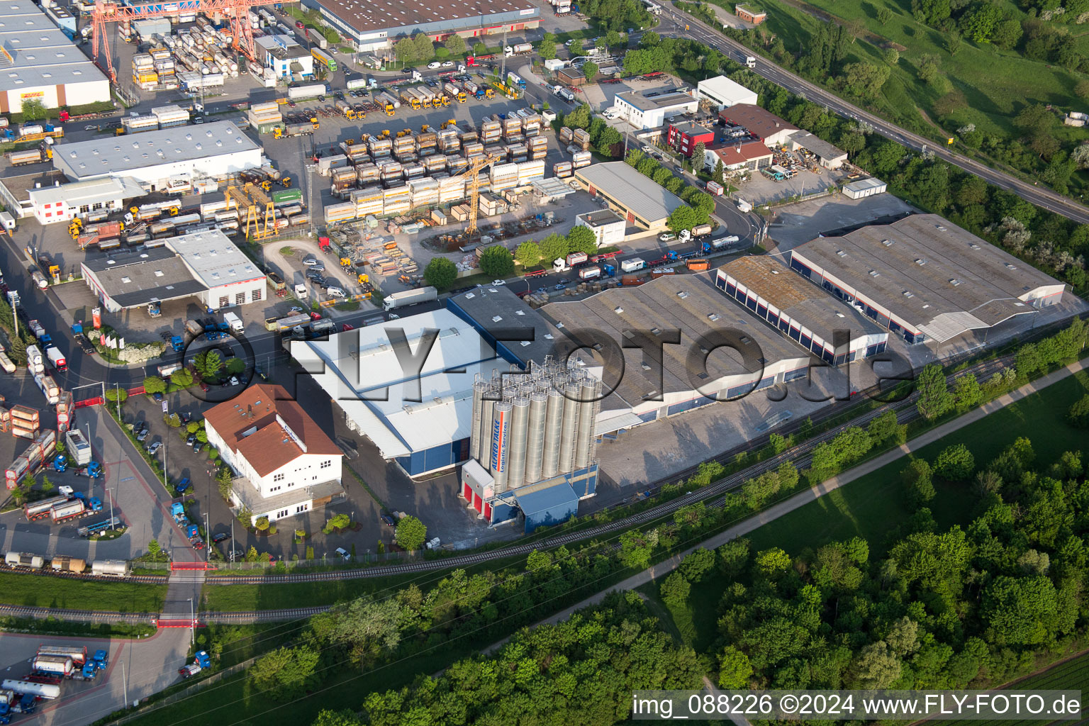 Aerial photograpy of District Pfingstweide in Ludwigshafen am Rhein in the state Rhineland-Palatinate, Germany