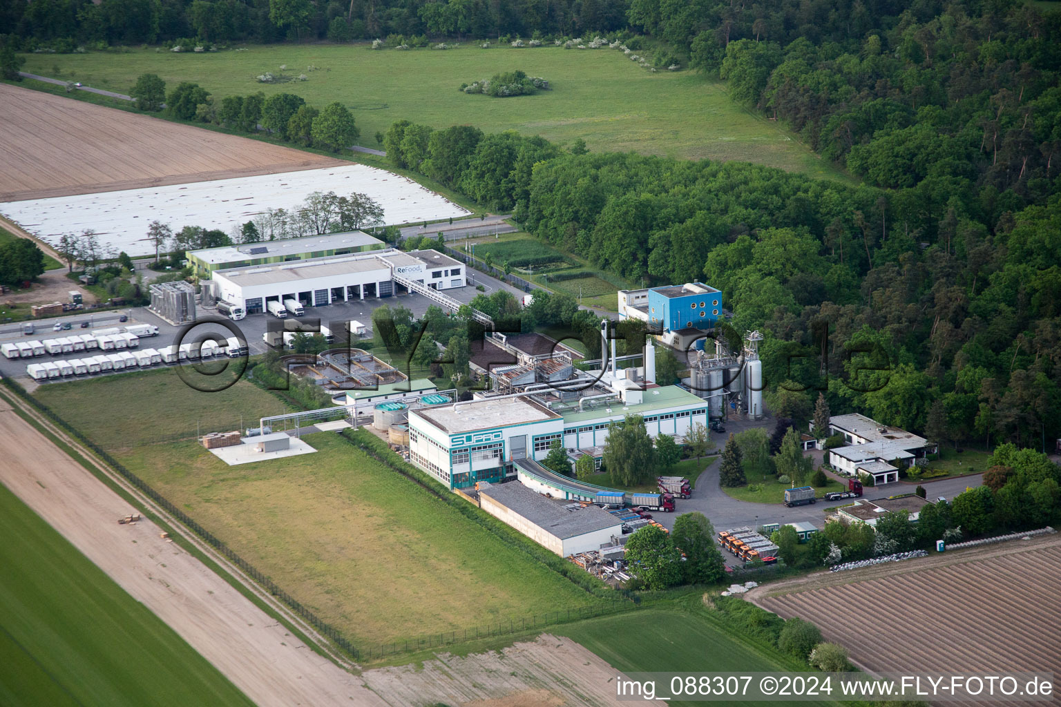 Aerial photograpy of Süpro GmbH in the district Hüttenfeld in Lampertheim in the state Hesse, Germany