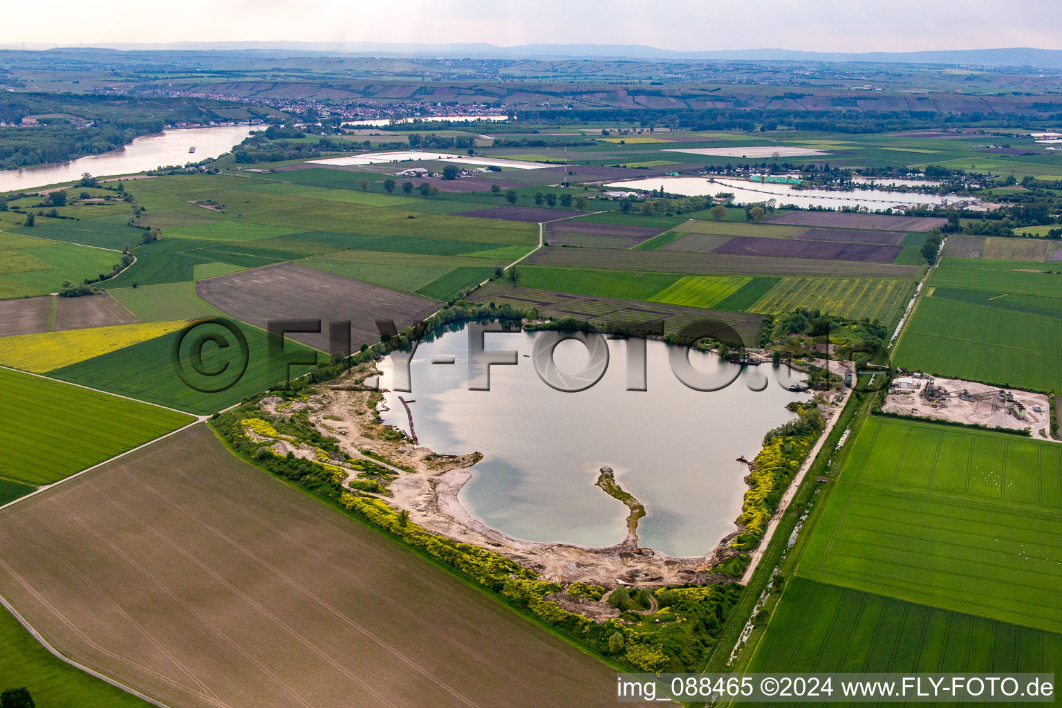 Leeheim in the state Hesse, Germany from above