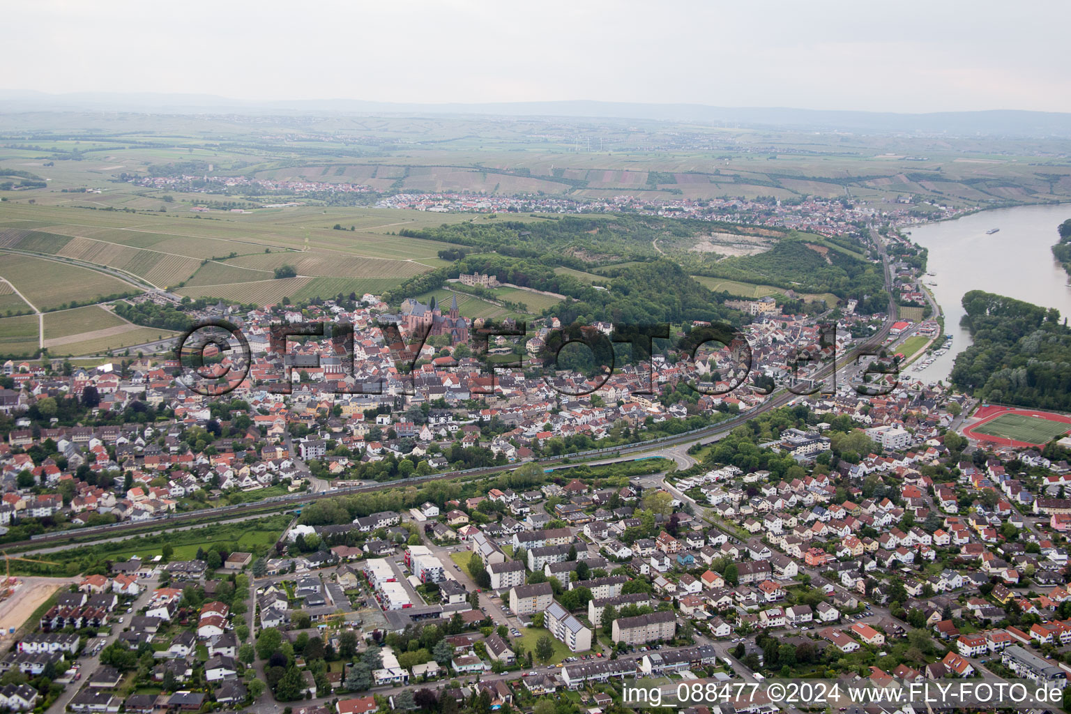 Bird's eye view of Oppenheim in the state Rhineland-Palatinate, Germany