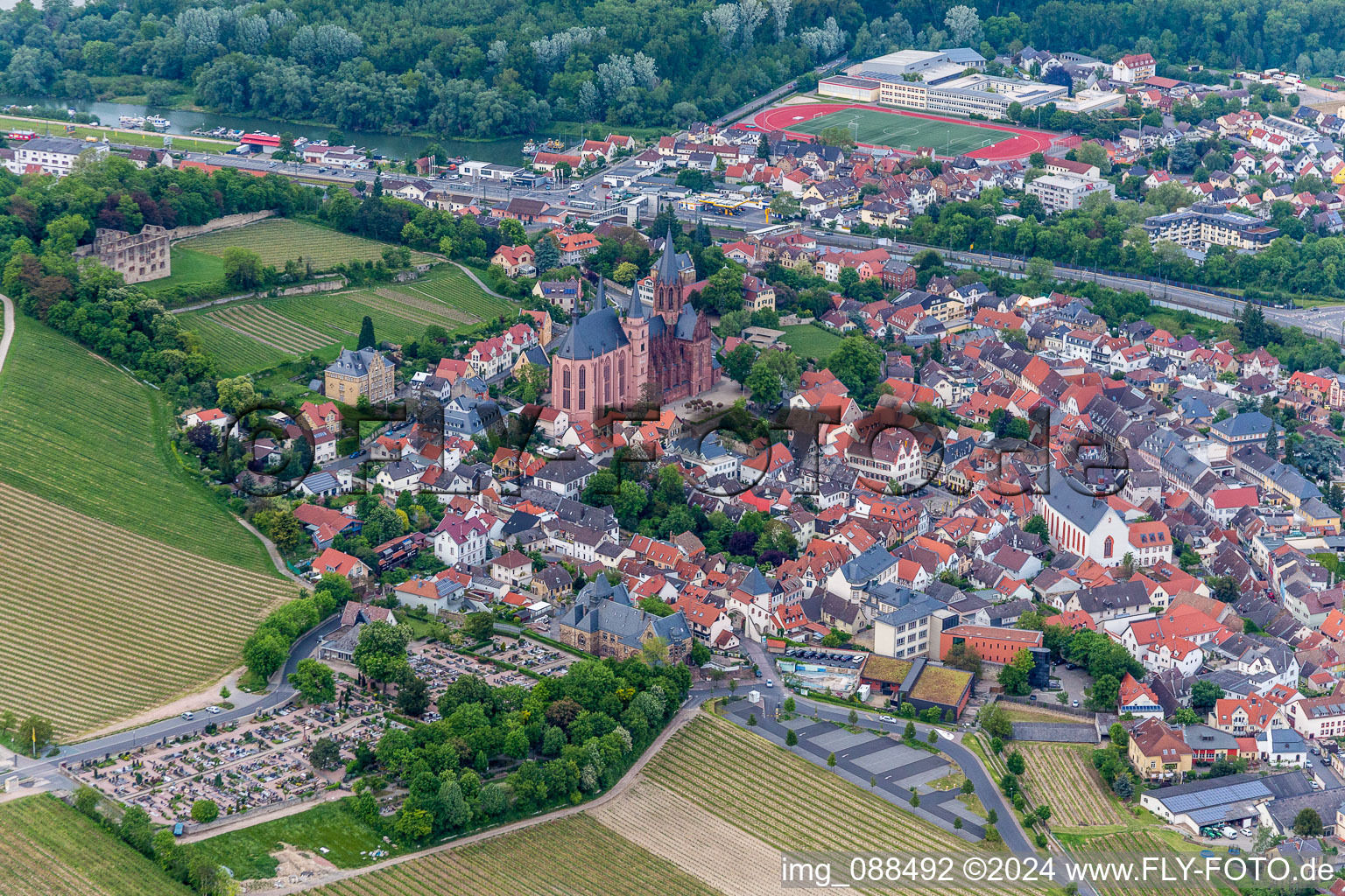 Town on the banks in Oppenheim in the state Rhineland-Palatinate, Germany