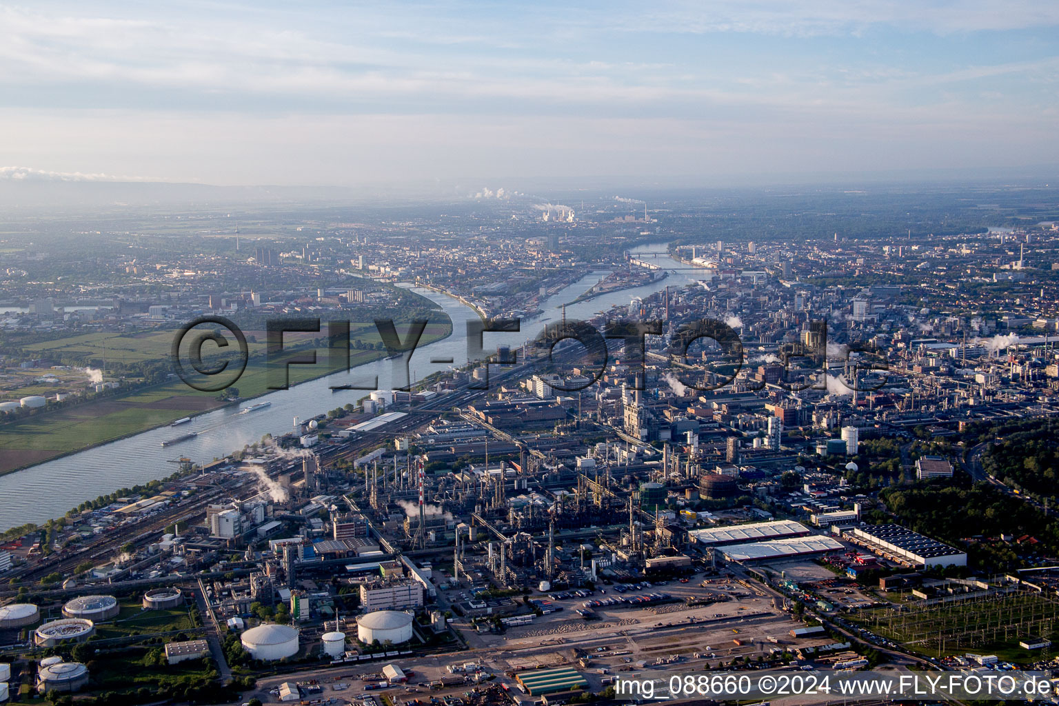 Aerial photograpy of District BASF in Ludwigshafen am Rhein in the state Rhineland-Palatinate, Germany