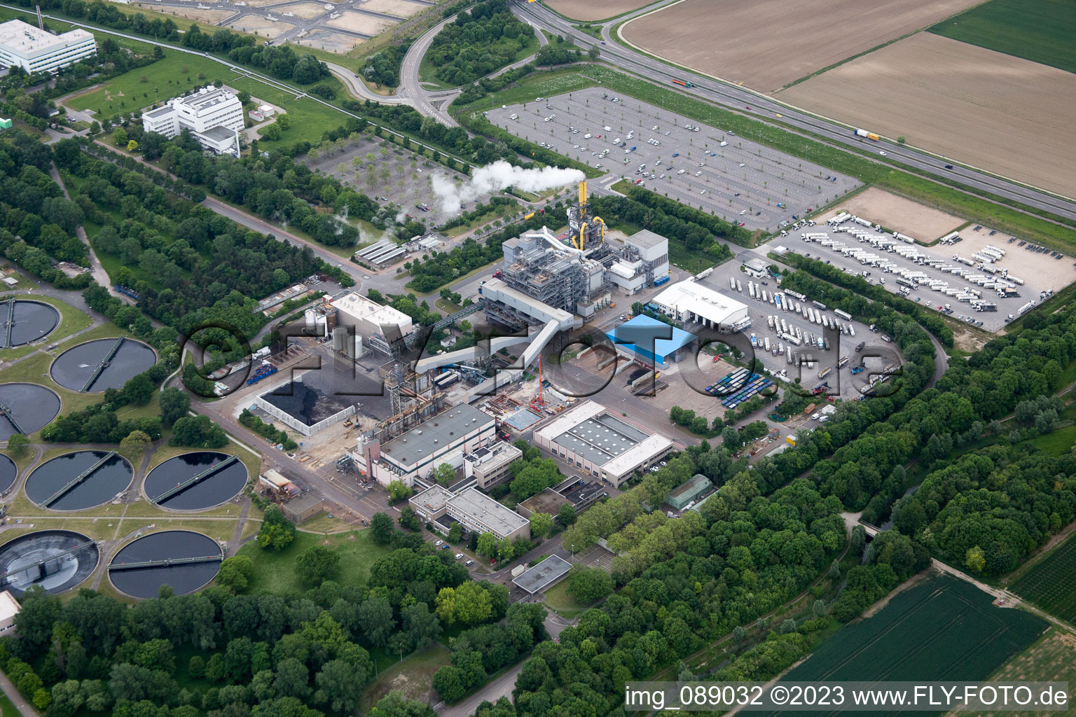 Aerial view of Lanfer logistics in the district Mörsch in Frankenthal in the state Rhineland-Palatinate, Germany