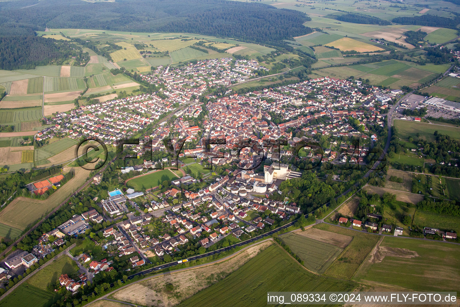 Aerial view of Town View of the streets and houses of the residential areas in the district Heidelsheim in Bruchsal in the state Baden-Wurttemberg, Germany