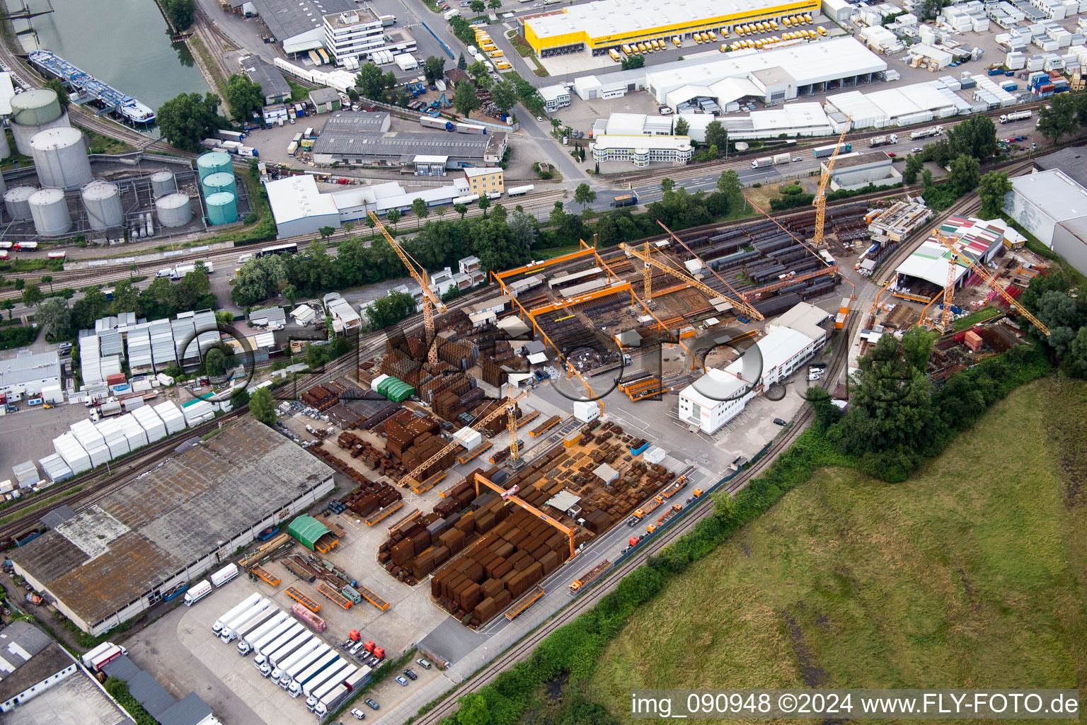 Company grounds and facilities of Baustahl- Armierungsgesellschaft Mannheim mbH in Mannheim in the state Baden-Wurttemberg, Germany