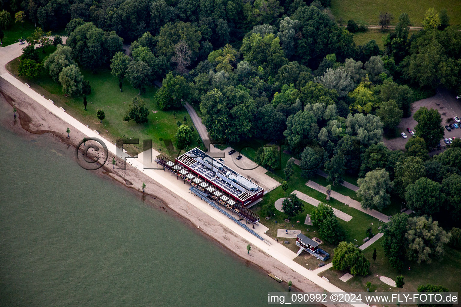 Shore areas on the sandy beach of the Rhein-Strandbad in the district Niederfeld in Mannheim in the state Baden-Wuerttemberg, Germany