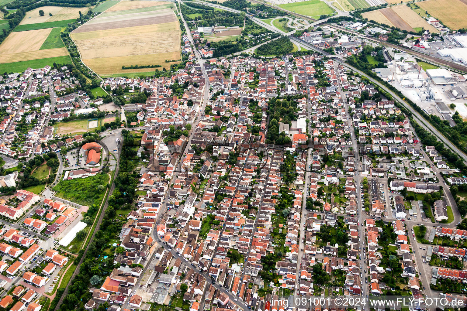 Town View of the streets and houses of the residential areas in the district Rheingoenheim in Ludwigshafen am Rhein in the state Rhineland-Palatinate, Germany