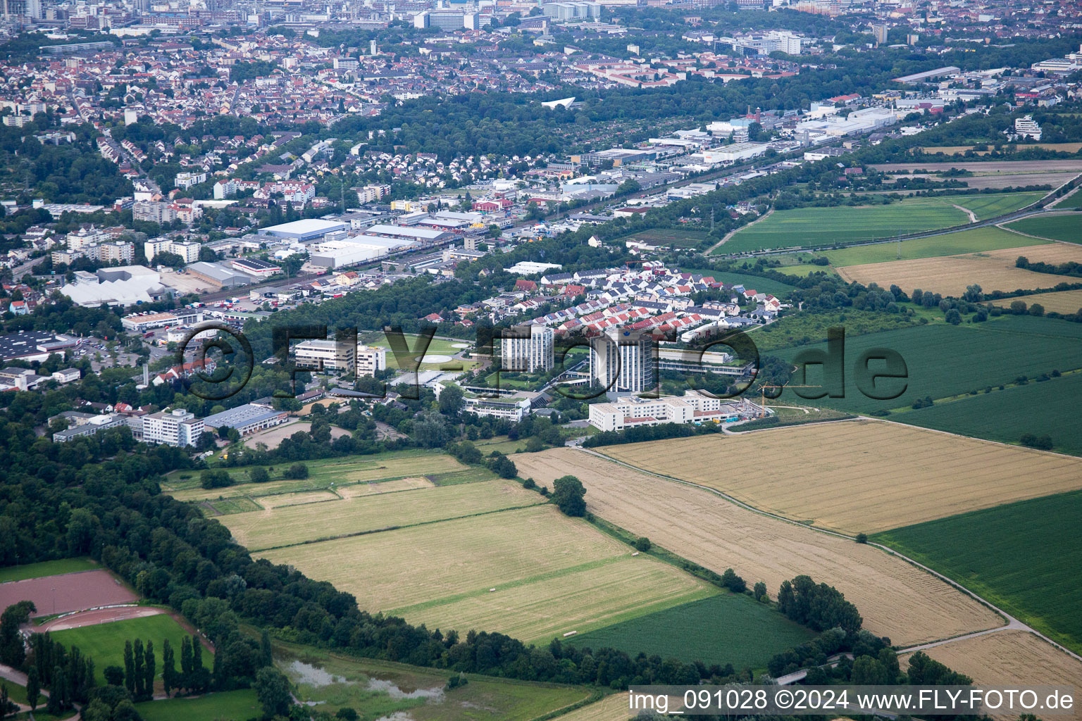 District Oggersheim in Ludwigshafen am Rhein in the state Rhineland-Palatinate, Germany from above