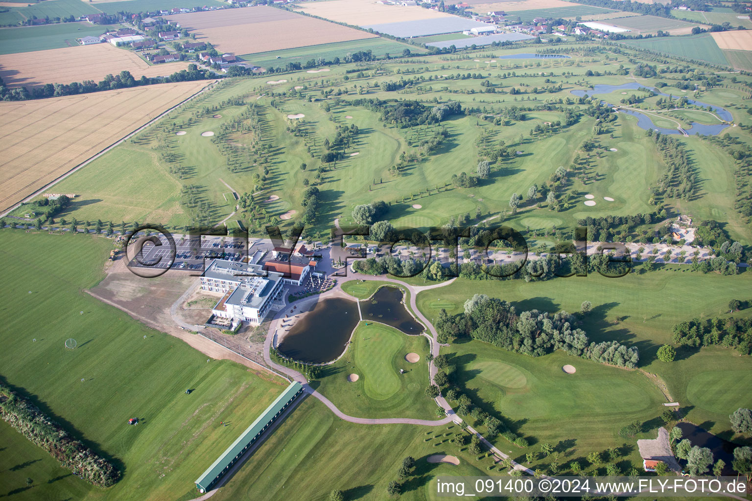 Drone image of Golf Resort Gernsheim - Hof Gräbenbruch in the district Allmendfeld in Gernsheim in the state Hesse, Germany