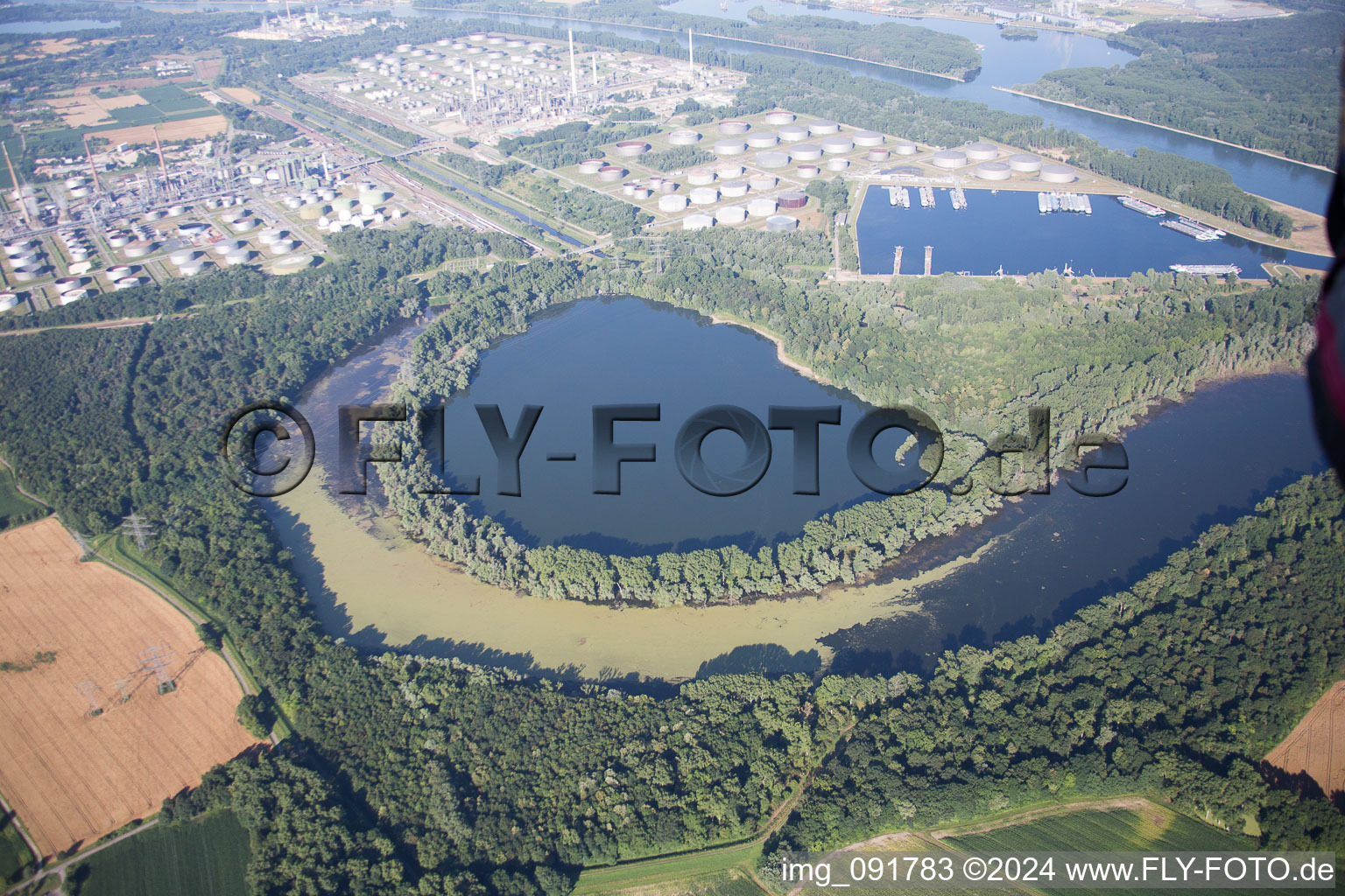 District Eggenstein in Eggenstein-Leopoldshafen in the state Baden-Wuerttemberg, Germany viewn from the air