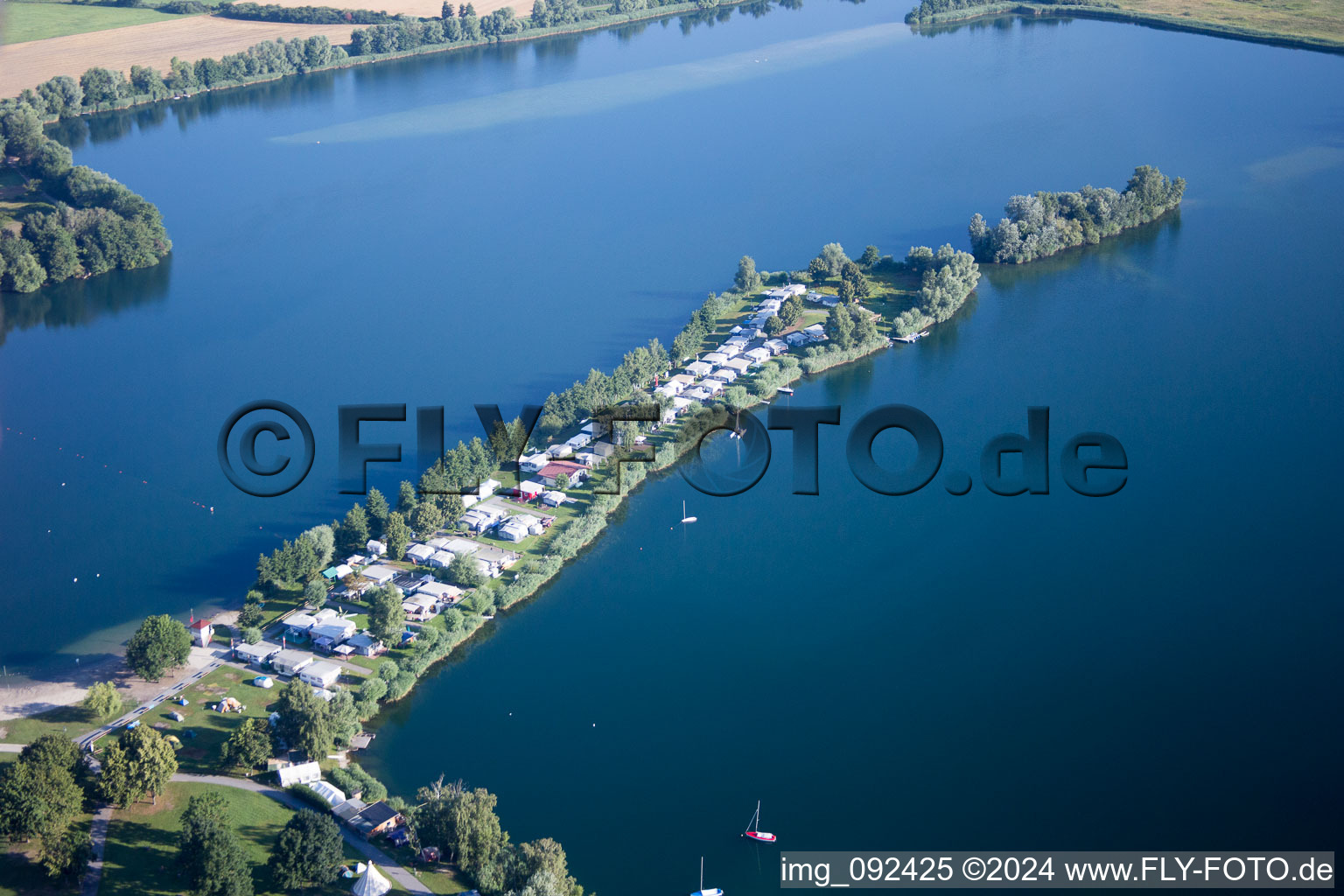 Aerial view of Erlichsee in the district Oberhausen in Oberhausen-Rheinhausen in the state Baden-Wuerttemberg, Germany