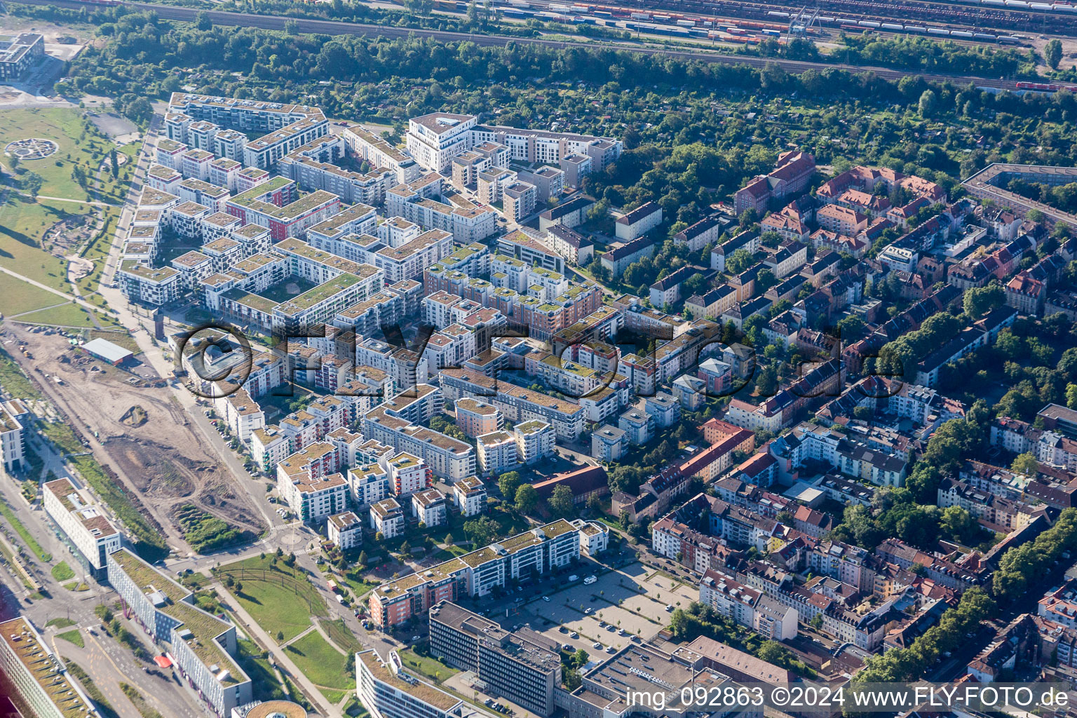 Aerial view of City Park in the district Südstadt in Karlsruhe in the state Baden-Wuerttemberg, Germany