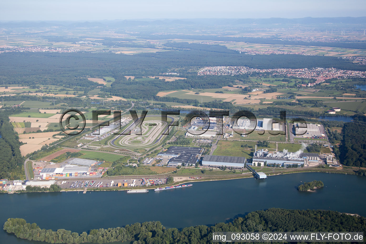 Aerial photograpy of Oberwald industrial area, Rhine port of Wörth in Wörth am Rhein in the state Rhineland-Palatinate, Germany