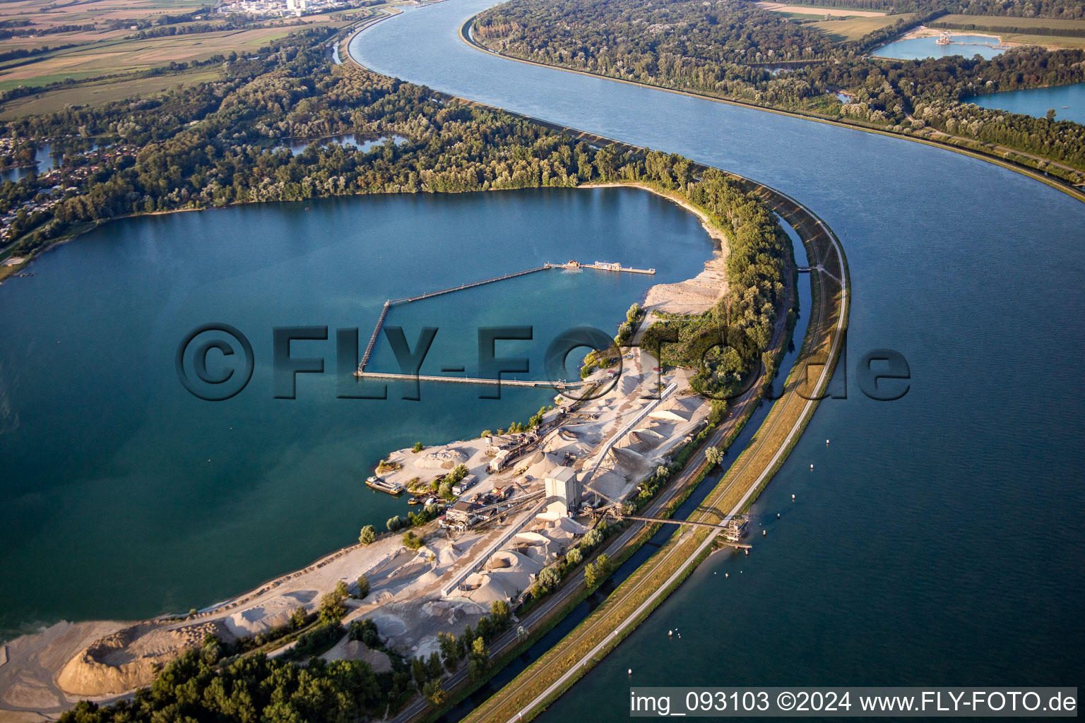 Riparian zones on the course of the river of the Rhine river in Soellingenin the state Baden-Wurttemberg, Germany