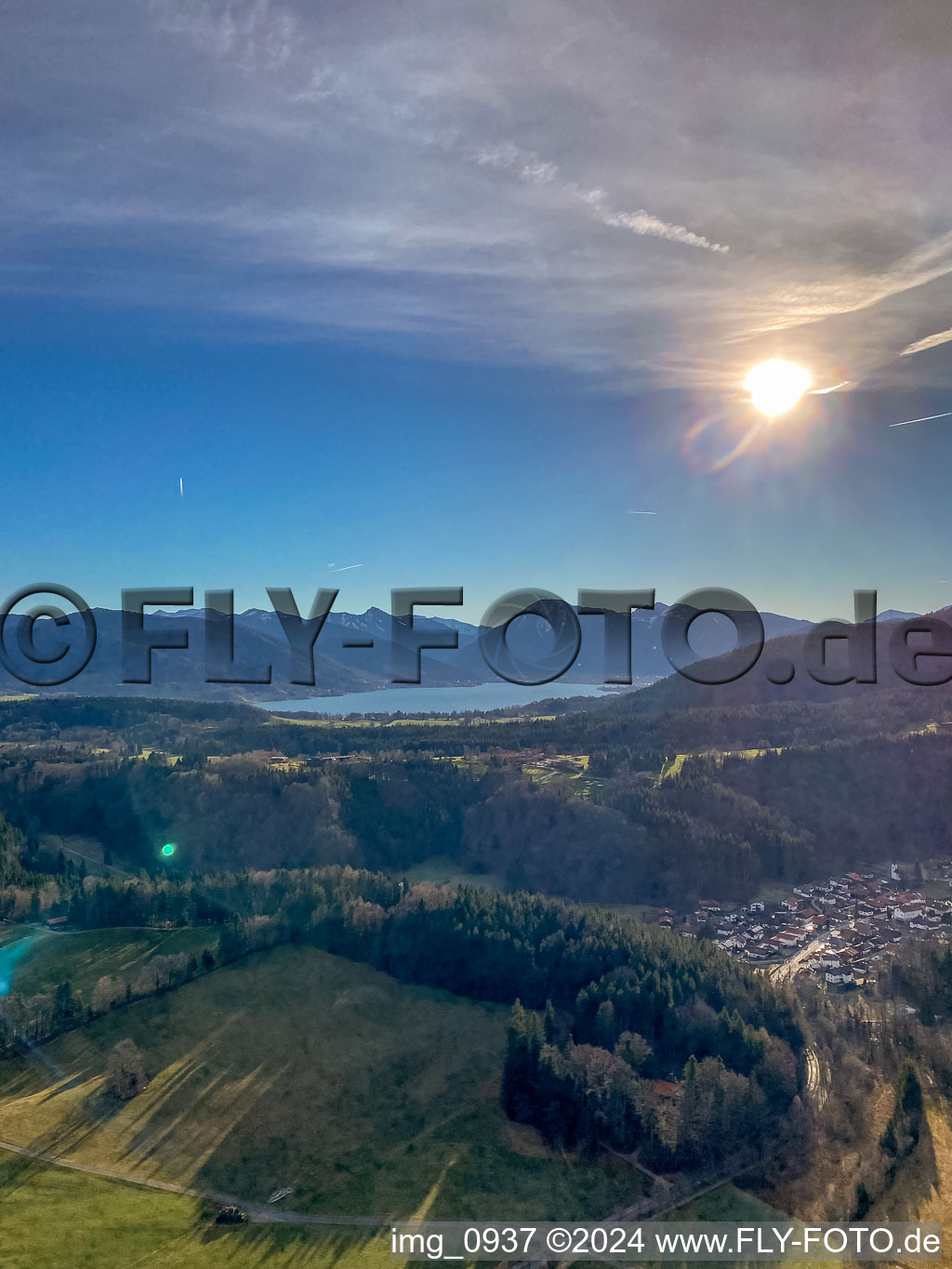 From the northwest in the district Holz in Tegernsee in the state Bavaria, Germany