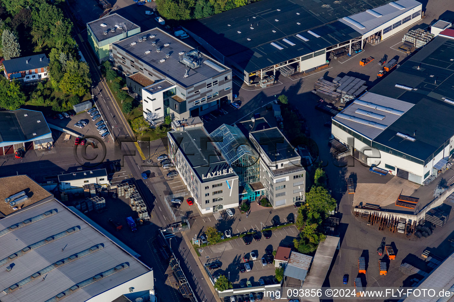 Oblique view of Building and production halls on the premises of Geruestbau Layher GmbH in the district Frauenzimmern in Gueglingen in the state Baden-Wurttemberg