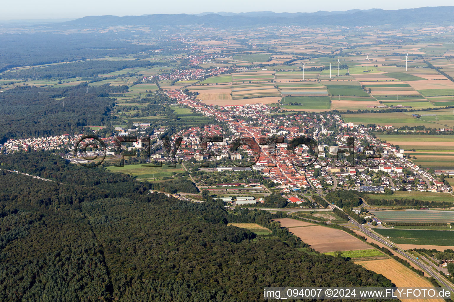 From the east in Kandel in the state Rhineland-Palatinate, Germany