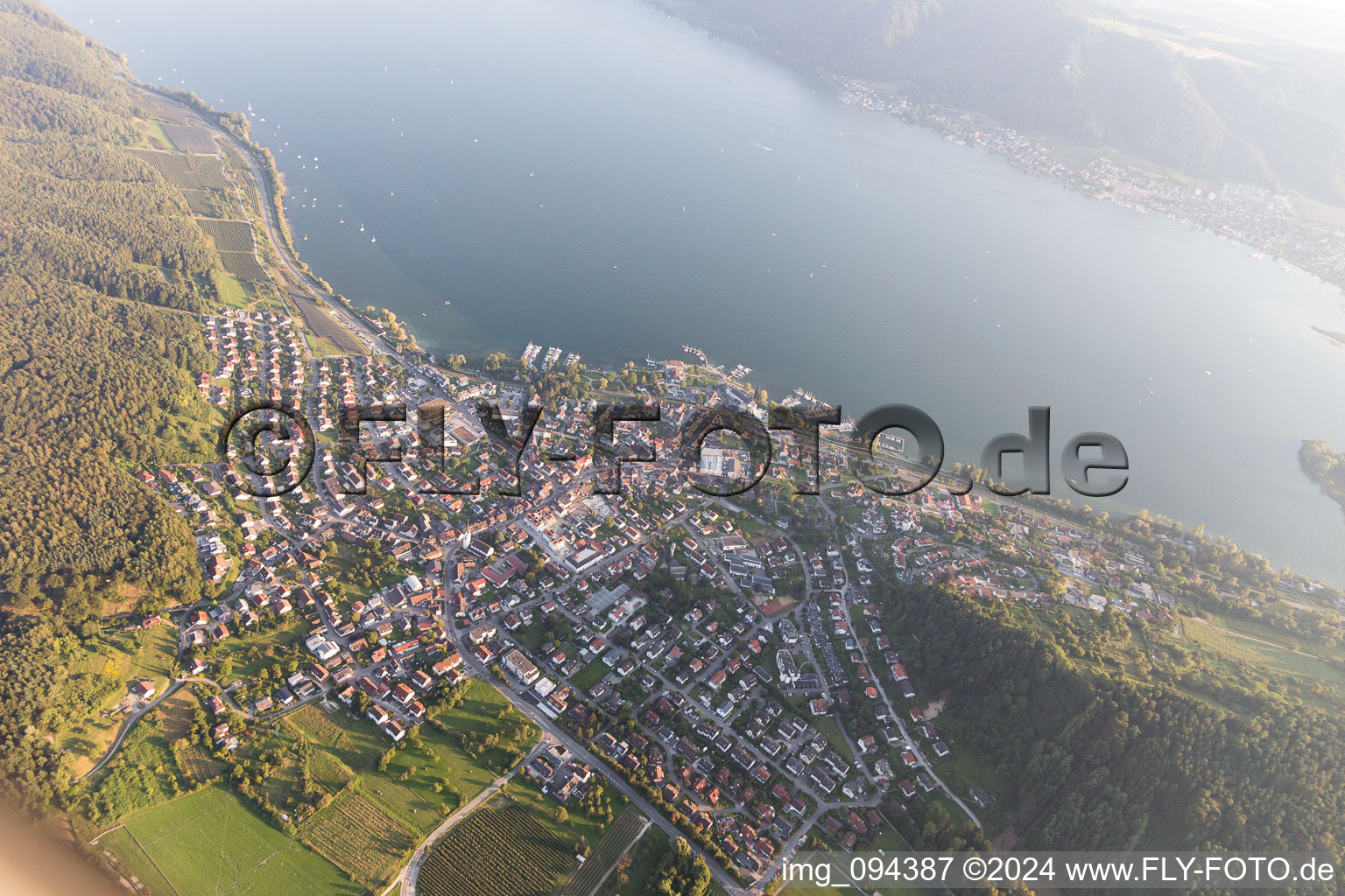 Bird's eye view of District Ludwigshafen in Bodman-Ludwigshafen in the state Baden-Wuerttemberg, Germany