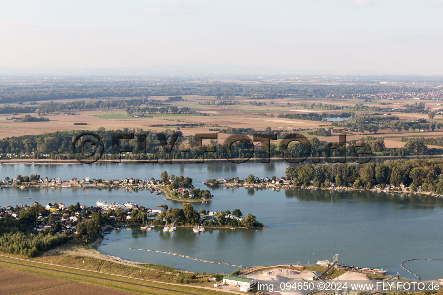 Oblique view of Eicher See weekend house area in Hamm Am Rhein in Eich in the state Rhineland-Palatinate, Germany