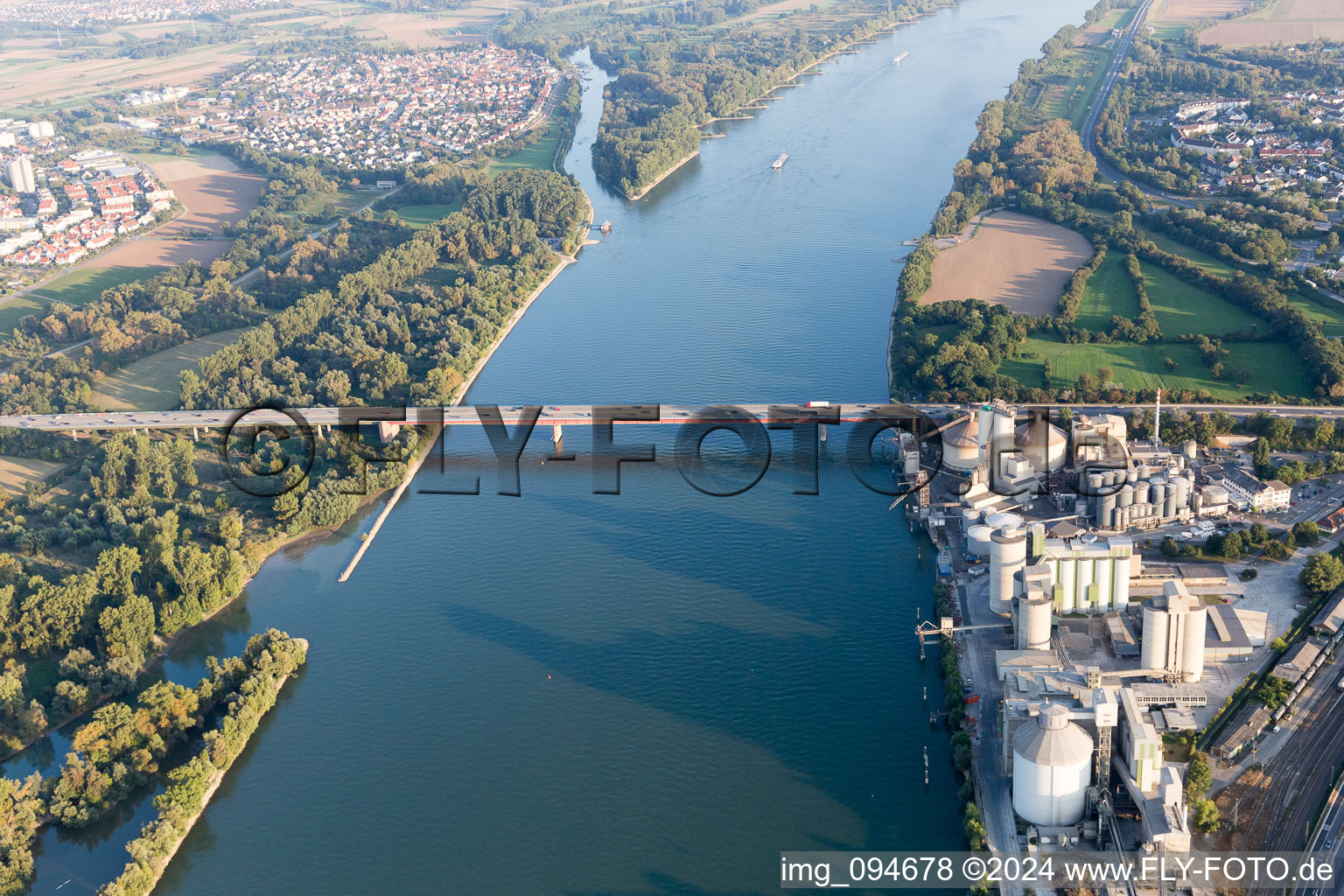 Heidelberg Cement, A60 motorway Rhine bridge in the district Weisenau in Mainz in the state Rhineland-Palatinate, Germany