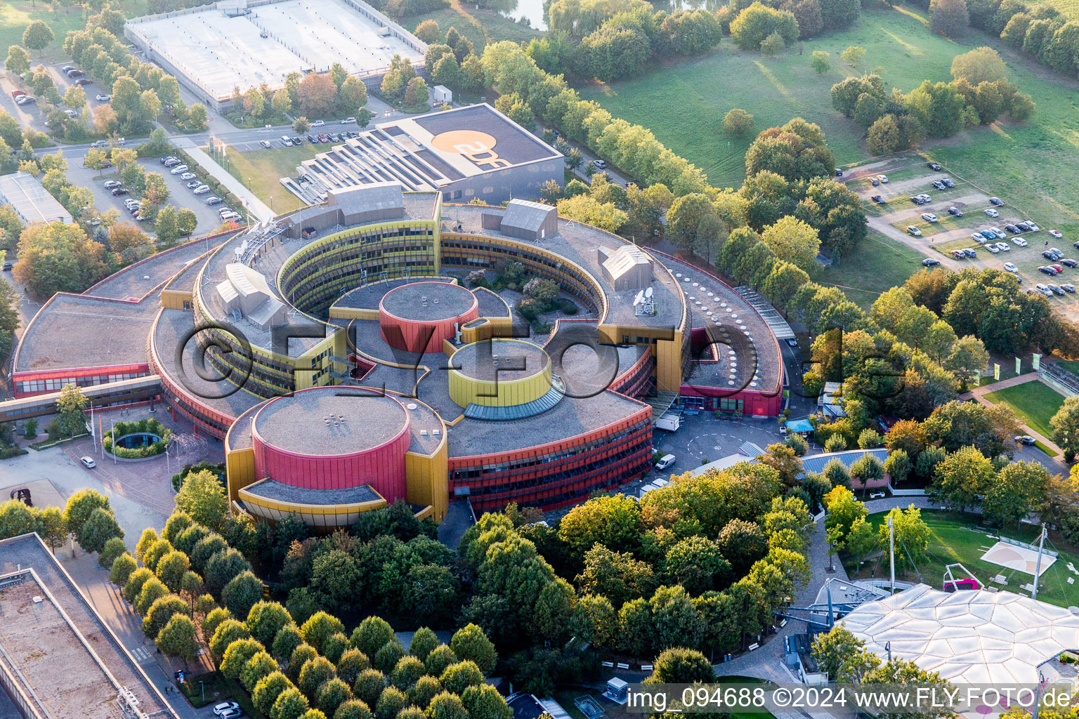 Complex of buildings with satellite dishes on the transmitter broadcasting center Zweites Deutsches Fernsehen in the district Lerchenberg in Mainz in the state Rhineland-Palatinate, Germany