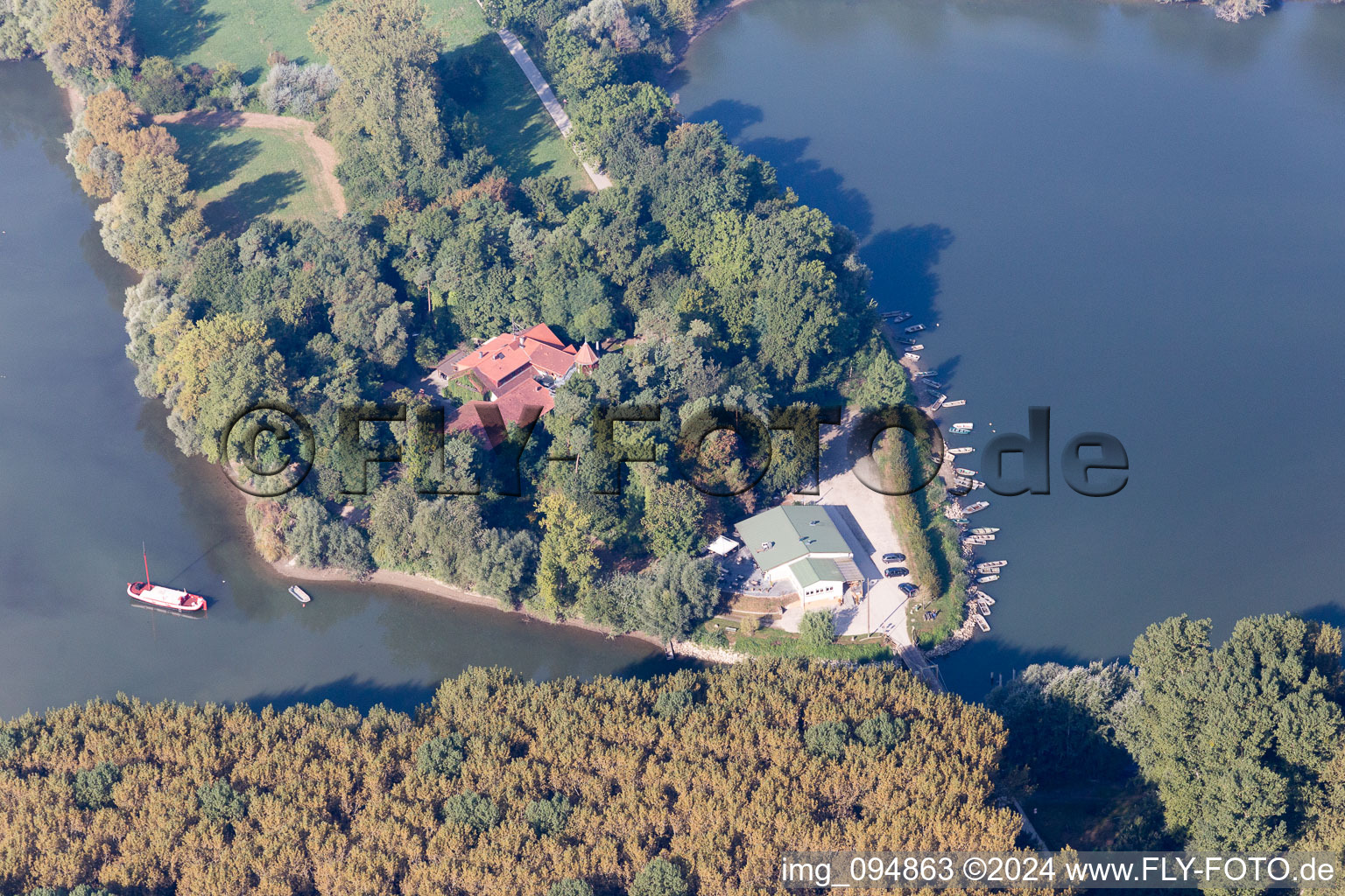 Aerial view of Restaurant Rott Island on the Rhine in Linkenheim-Hochstetten in the state Baden-Wuerttemberg, Germany