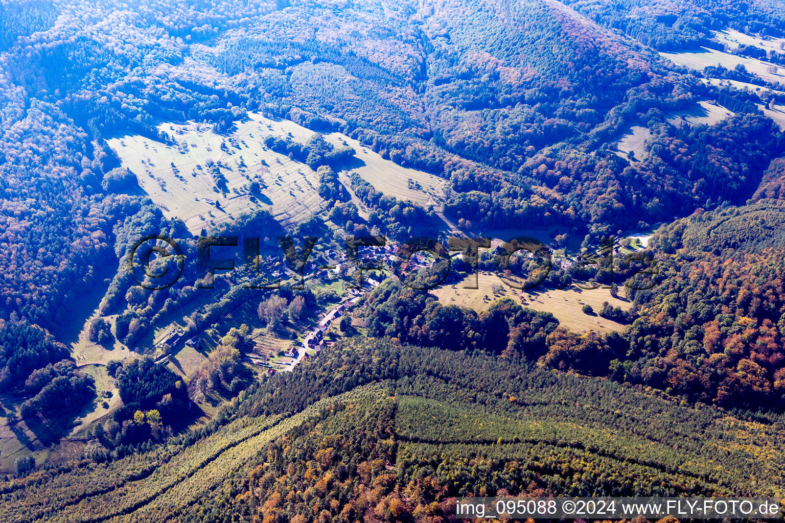 Aerial photograpy of Niedersteinbach in the state Bas-Rhin, France