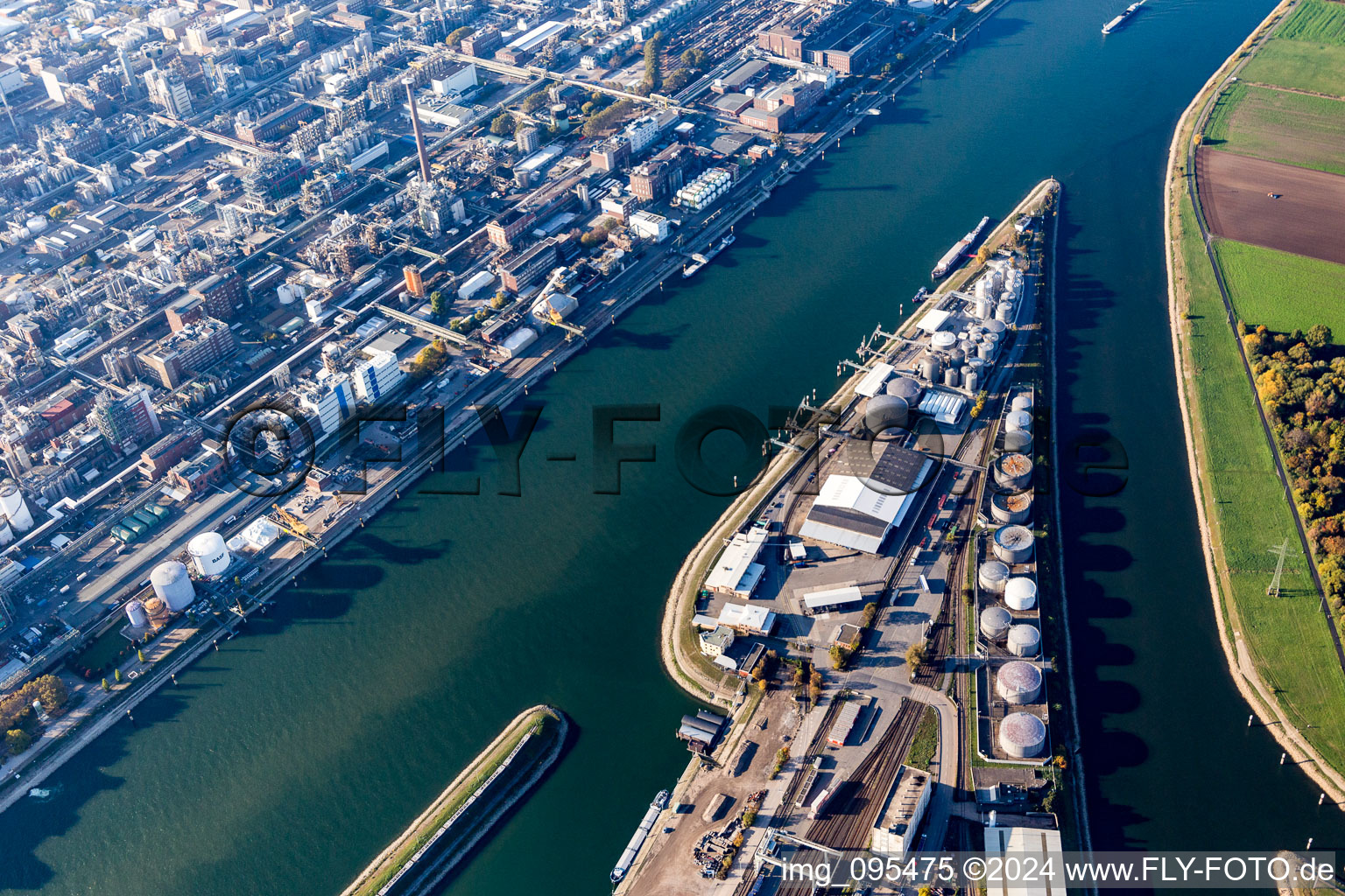 Riparian areas along the river mouth of Neckar into the Rhine river in the district Muehlauhafen in Mannheim in the state Baden-Wurttemberg, Germany