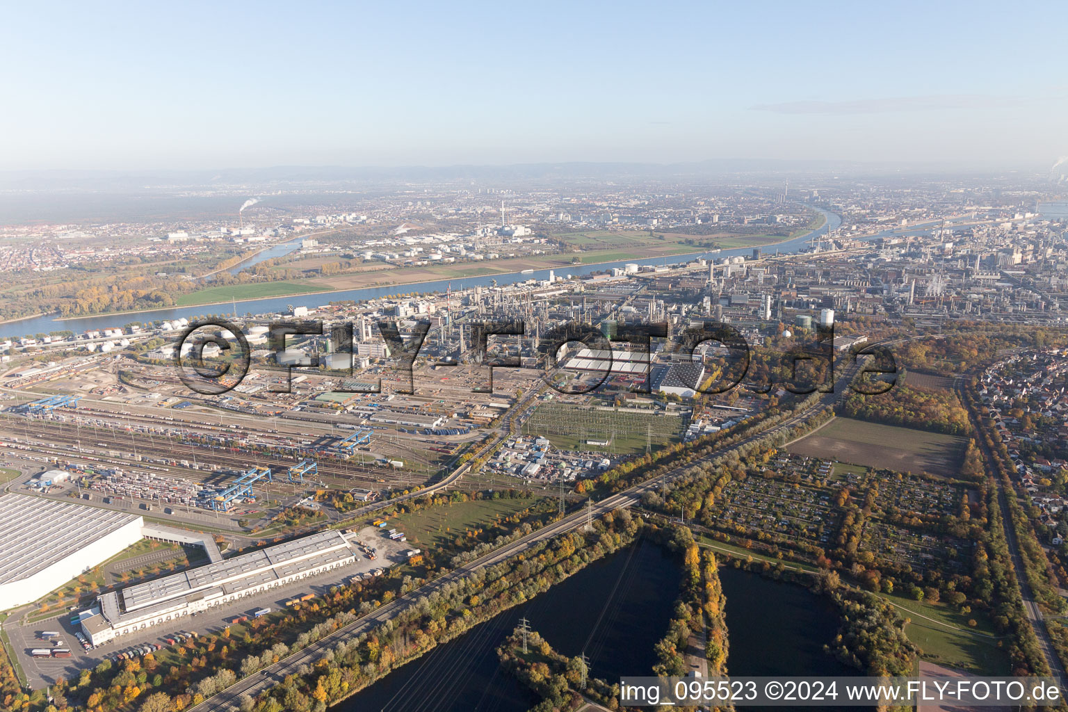 North in the district BASF in Ludwigshafen am Rhein in the state Rhineland-Palatinate, Germany from above