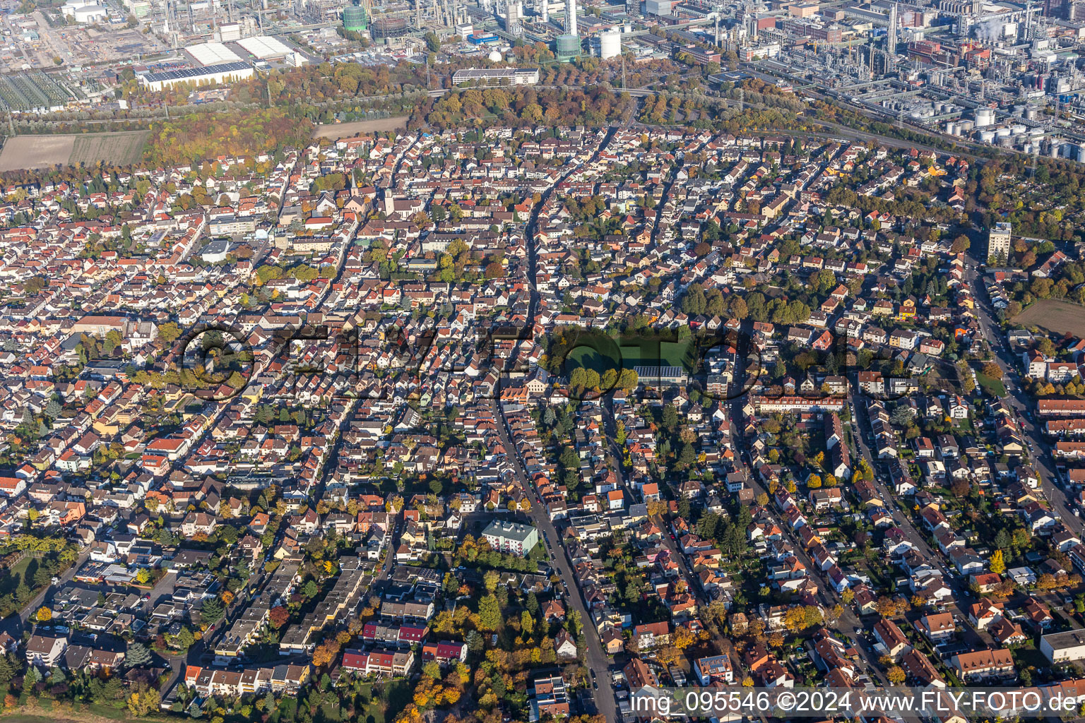 Building and production halls on the premises of the chemical manufacturers BASF in the district Oppau in Ludwigshafen am Rhein in the state Rhineland-Palatinate, Germany