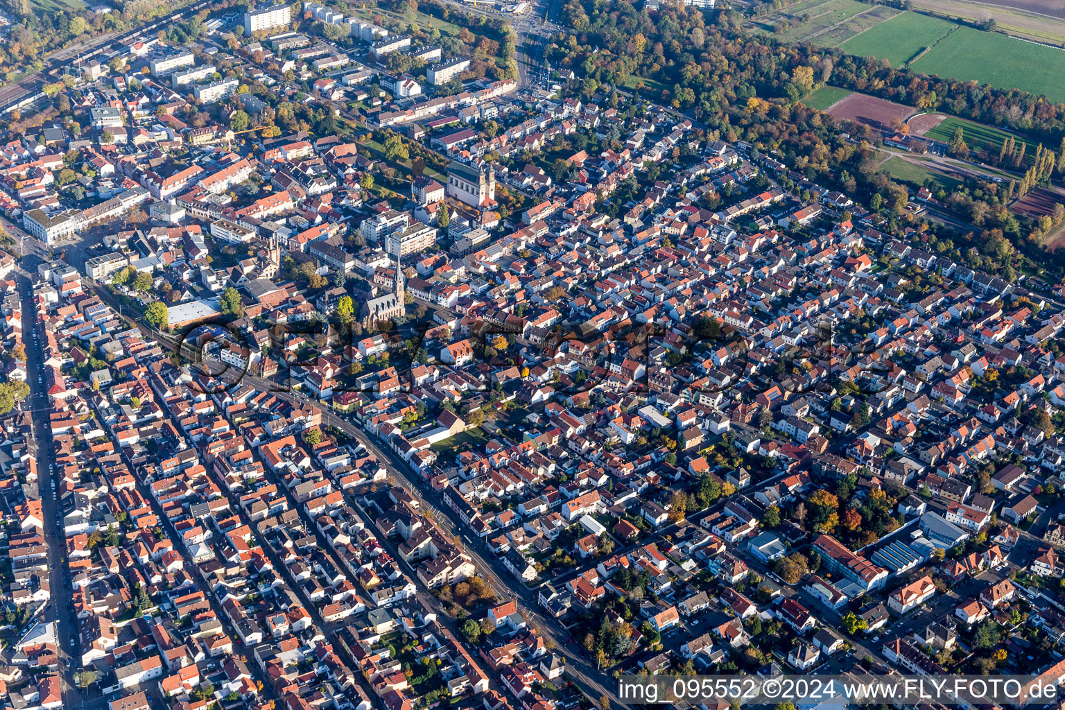 Town View of the streets and houses of the residential areas in the district Oggersheim in Ludwigshafen am Rhein in the state Rhineland-Palatinate, Germany