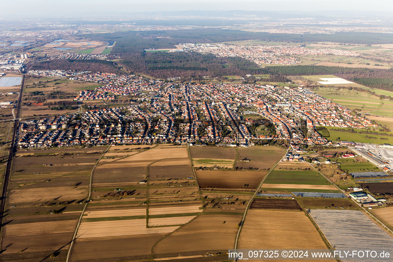 From the south in the district Wiesental in Waghäusel in the state Baden-Wuerttemberg, Germany