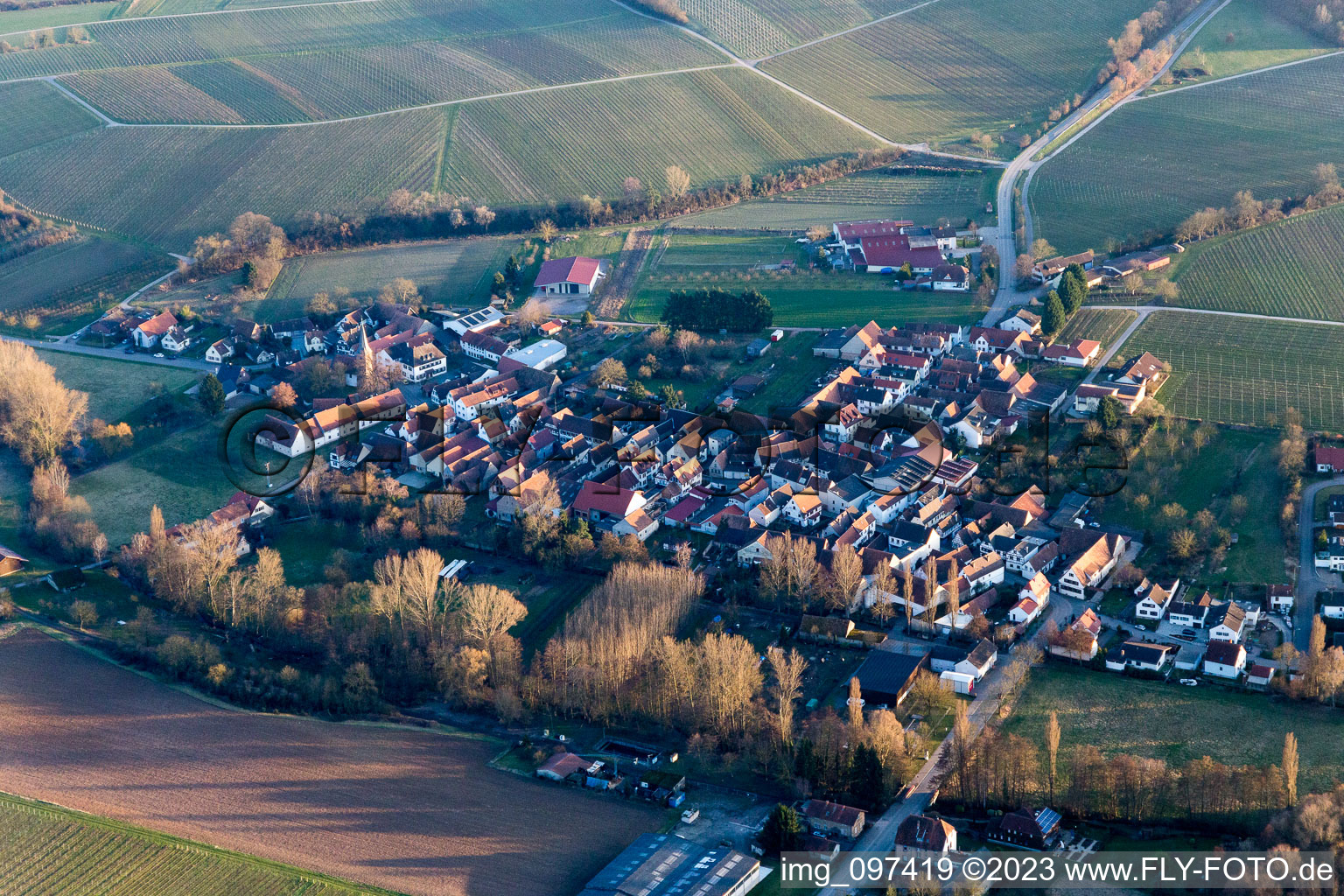 District Heuchelheim in Heuchelheim-Klingen in the state Rhineland-Palatinate, Germany from above