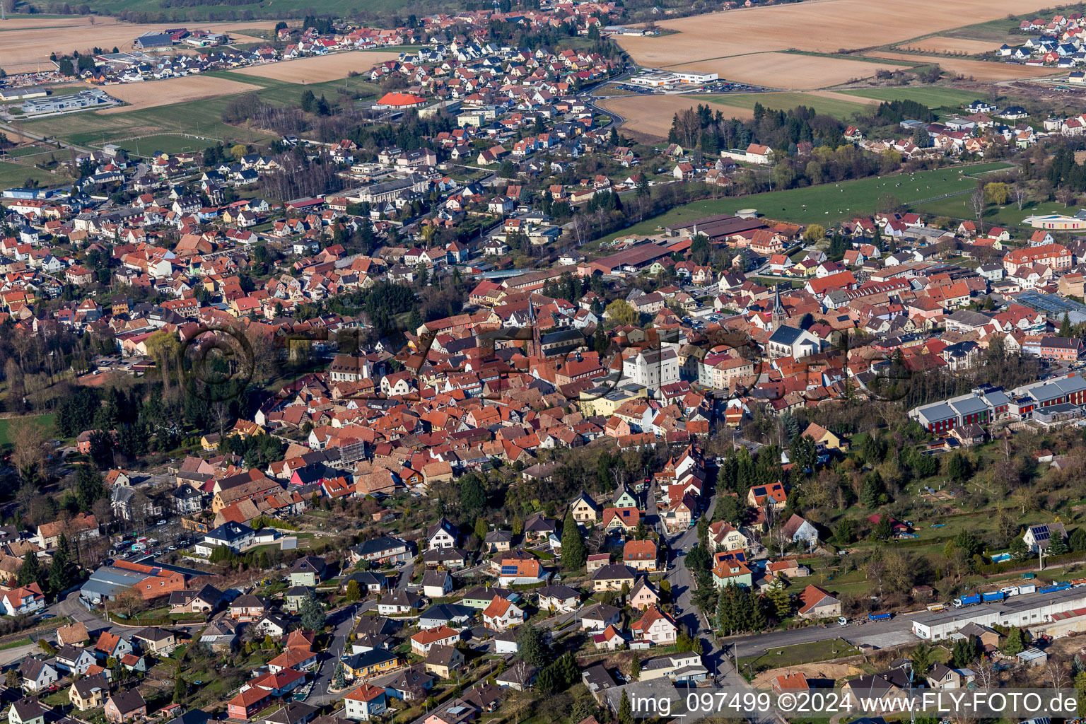 Oblique view of Niedermodern in the state Bas-Rhin, France