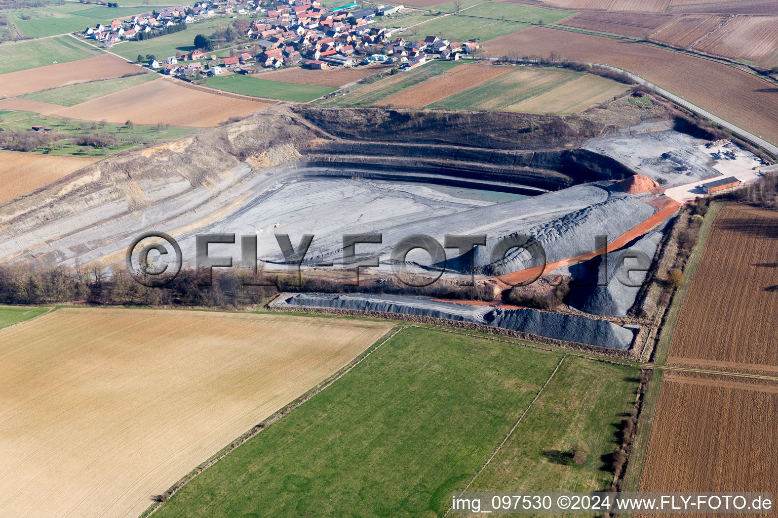 Site and tailings area of the gravel mining in Lixhausen in Grand Est, France from above