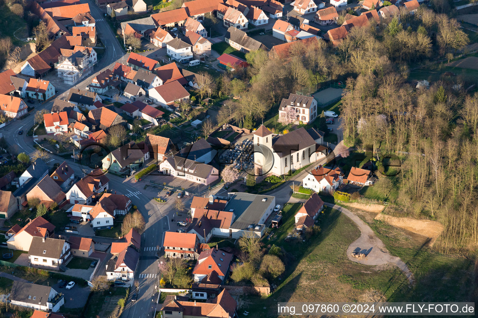 Neewiller-près-Lauterbourg in the state Bas-Rhin, France seen from above