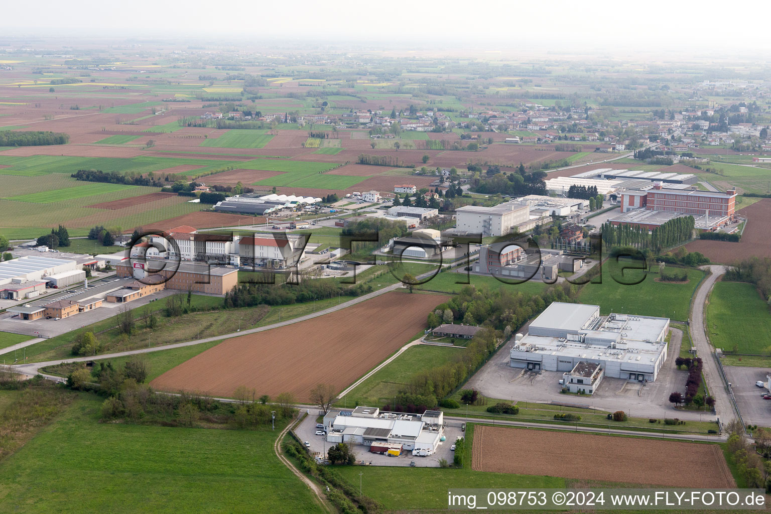 Aonedis di Qua in the state Friuli Venezia Giulia, Italy out of the air